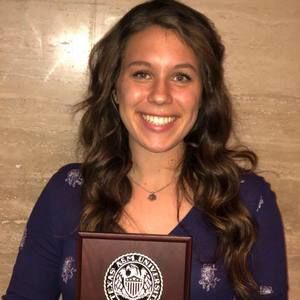 Meet your Posher, Erica